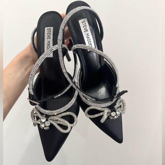 STEVE Madden VALLOREY Embellished Ankle Strap Pumps - Picture 11 of 12